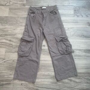 Pull&Bear Women’s Taupe Cargo Pants Size 8